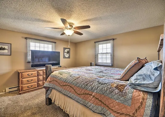 Cozy House <10 Mi To Buffalo Bill Center! *