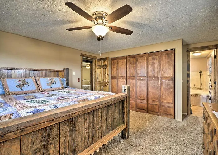 Cozy House <10 Mi To Buffalo Bill Center!
